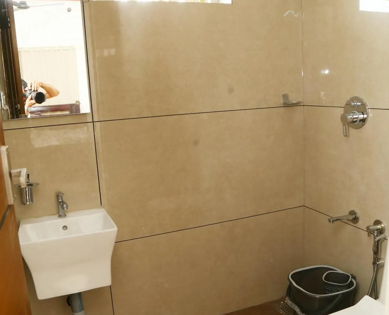 Shoreline Homestay Kozhikode Apartment